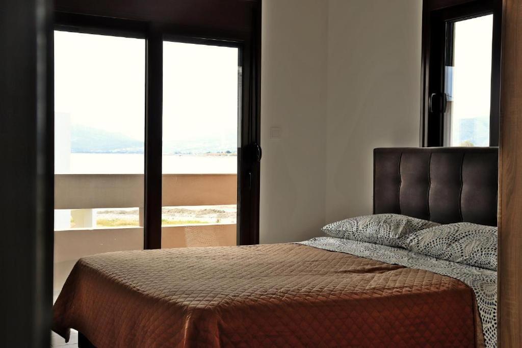 Sea Breeze Appartement CCharaki Buitenkant foto